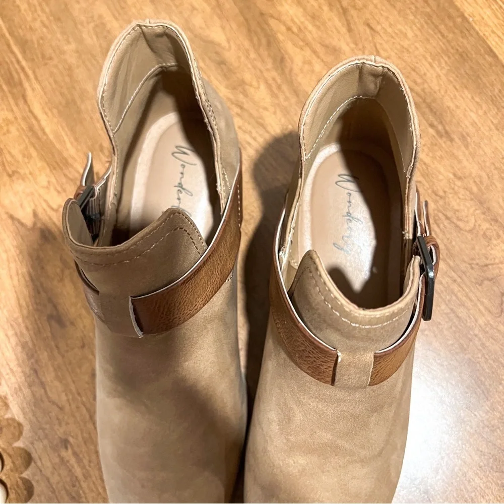 NWT Wonderly Maeve Slip On Booties - Picture 3 of 5